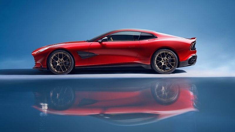 Aston Martin рассекретил спорткар Vanquish, который пришёл на смену DBS