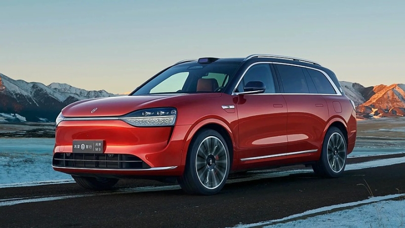 Едущий в РФ и бешено популярный в Китае кроссовер AITO M9 обрёл 5-местную версию