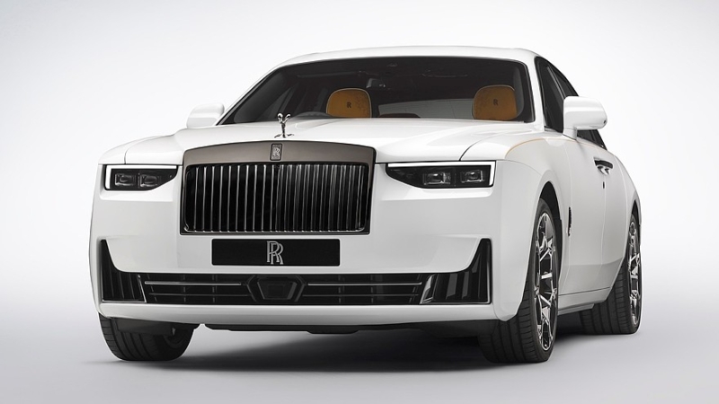 Обновлённый Rolls-Royce Ghost: хитрый прищур и ещё больше вариантов кастомизации