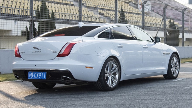 Новый Jaguar XJ: каким он должен был стать