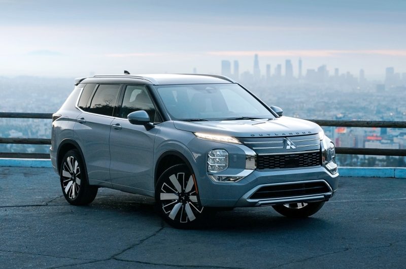Обновлённый Mitsubishi Outlander для США полностью рассекречен