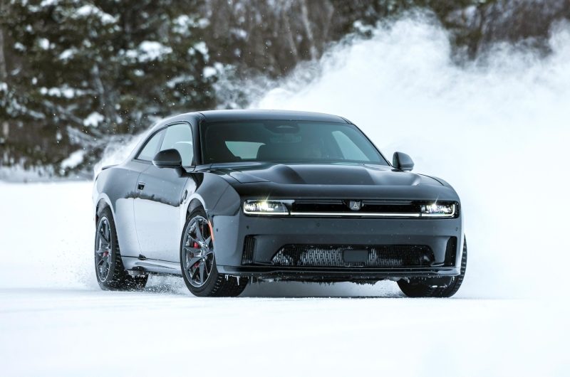 Да здравствуют мускулы! Dodge Charger всё-таки получит назад свой V8