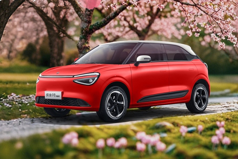 Эффектный и недорогой кроссовер Nammi 06 от Dongfeng показали на новых официальных фото