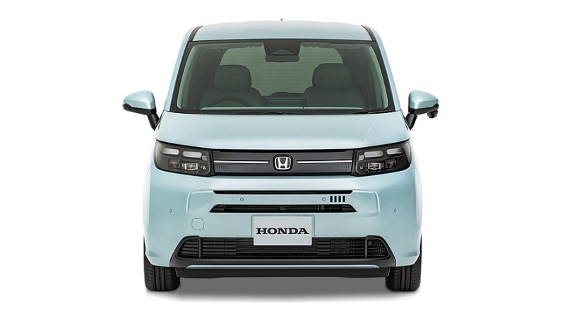 Honda обновила бензиновый компактвэн Freed вслед за гибридом
