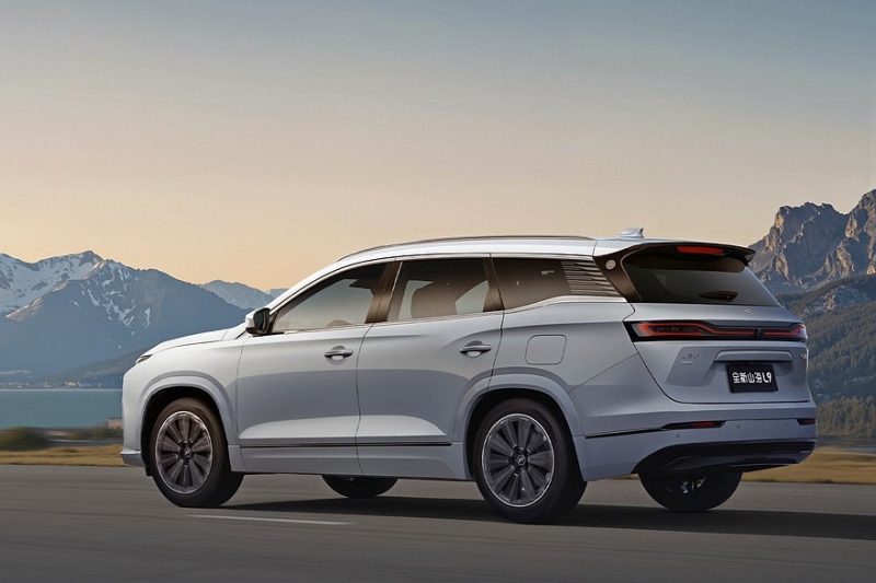 Jetour запускает продажи кроссовера Shanhai L9 с дизайном Li L9