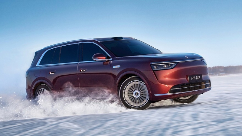 Как флагман, только чуть меньше и дешевле: AITO M8 готовится к выходу на рынок