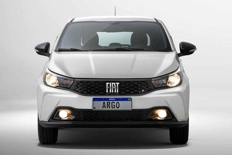 Обновлённый хэтчбек Fiat Argo: меньше изменений, чем у седана Cronos
