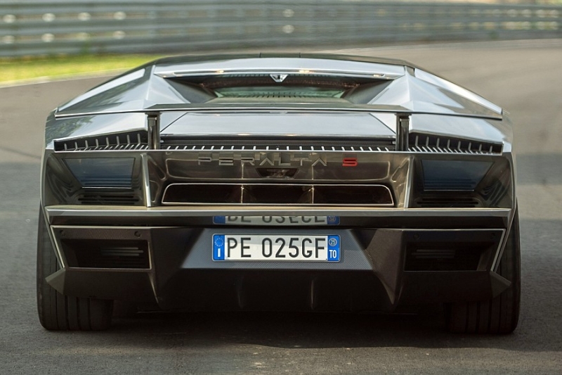 Суперкар Peralta S от Джуджаро отдаёт дань памяти концепту Maserati Boomerang из 1970-х