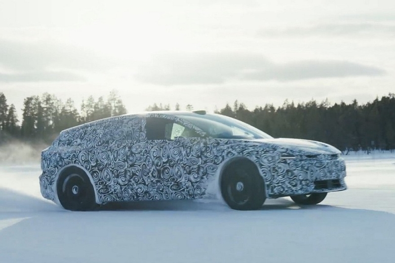 Бренд AUDI без четырёх колец анонсировал премьеру первой серийной модели