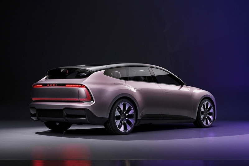 Бренд AUDI без четырёх колец анонсировал премьеру первой серийной модели