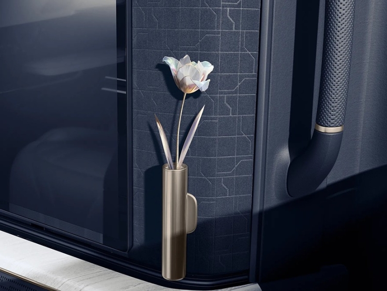 Ещё роскошнее, ещё дороже: VIP-версия Zeekr 009 теперь доступна с золотой отделкой