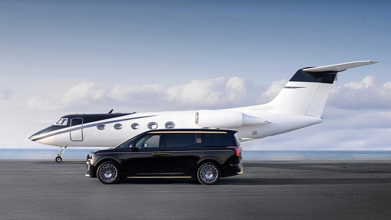 Ещё роскошнее, ещё дороже: VIP-версия Zeekr 009 теперь доступна с золотой отделкой