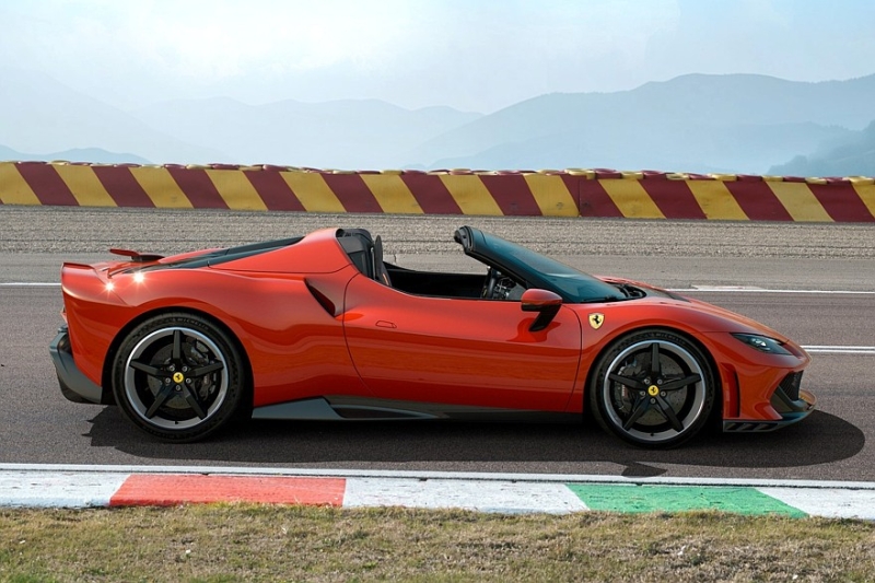 Ferrari 296 Speciale: меньше вес, больше мощности и доработанная аэродинамика