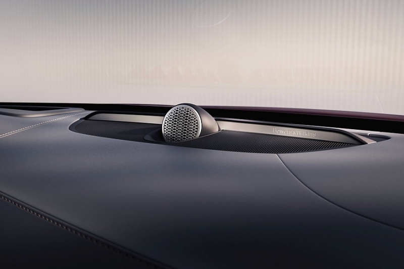 Флагманский седан Volvo S90 обновлён в духе родственных кроссоверов