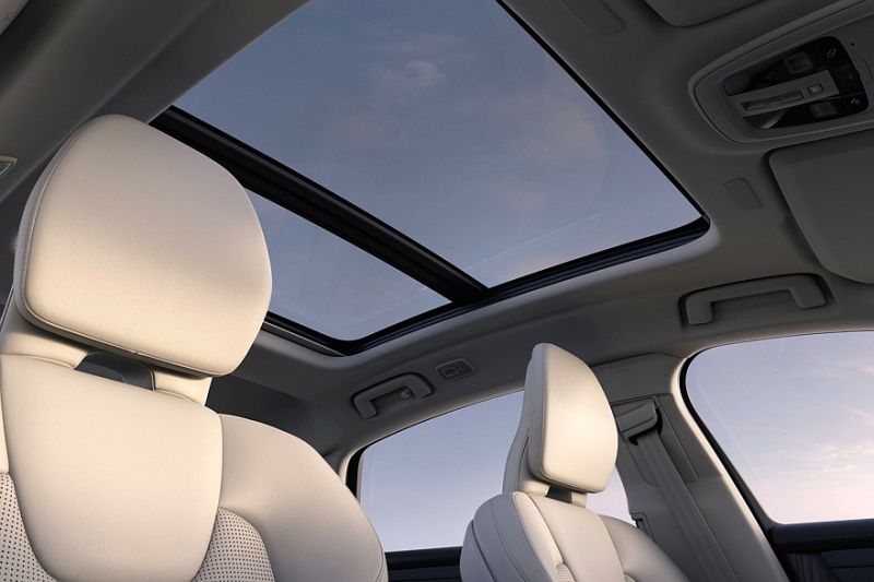 Флагманский седан Volvo S90 обновлён в духе родственных кроссоверов