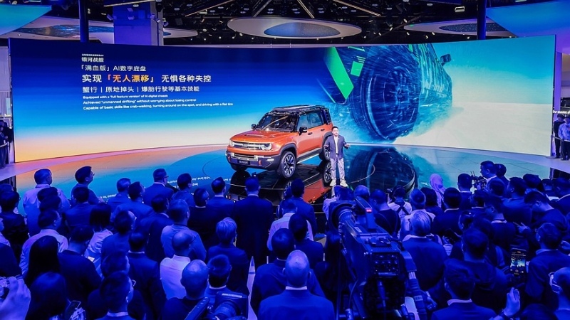 Geely показала предвестника брутального кроссовера Galaxy Cruiser