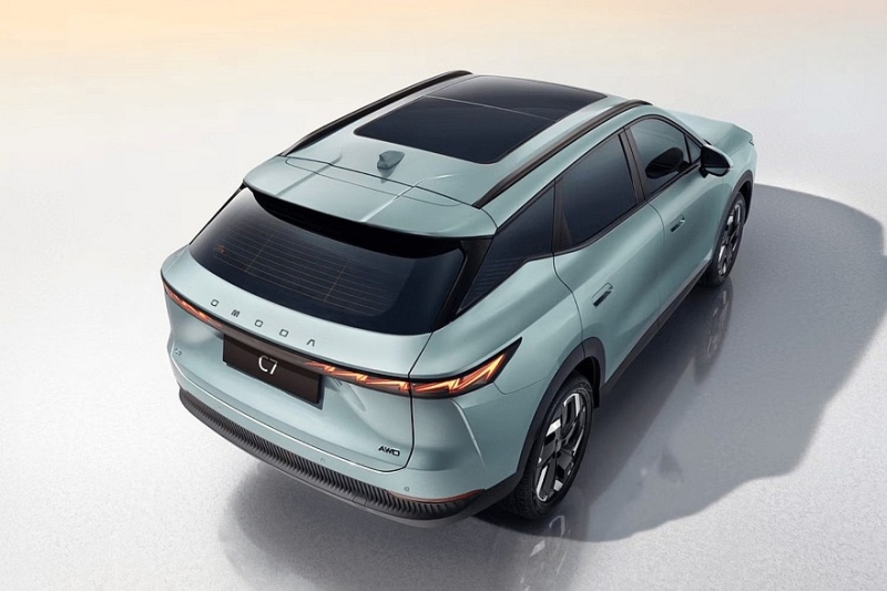 Кроссовер Omoda C3 готовится к глобальному дебюту, а старший Omoda C7 – к старту продаж в РФ