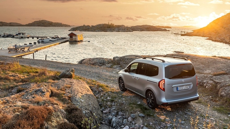 Mercedes-Benz избавится от клонов Renault Kangoo и сосредоточится на дорогих фургонах