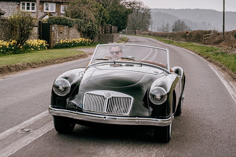 MGA Factory Edition: лёгкий рестомод от Frontline Cars с двумя моторами Ford на выбор