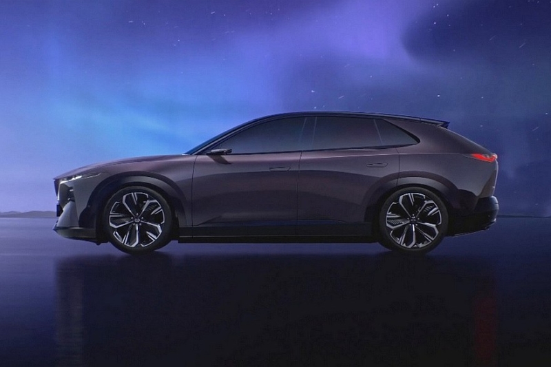 Новый кроссовер Mazda EZ-60, он же глобальный Mazda CX-6e, показался в полный рост