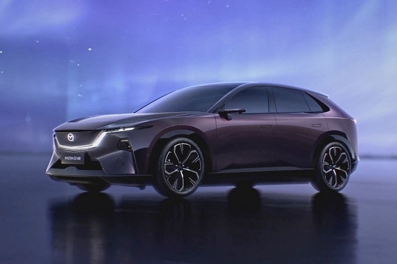 Новый кроссовер Mazda EZ-60, он же глобальный Mazda CX-6e, показался в полный рост