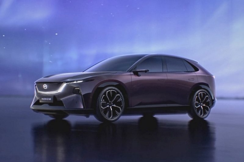 Новый кроссовер Mazda EZ-60, он же глобальный Mazda CX-6e, показался в полный рост