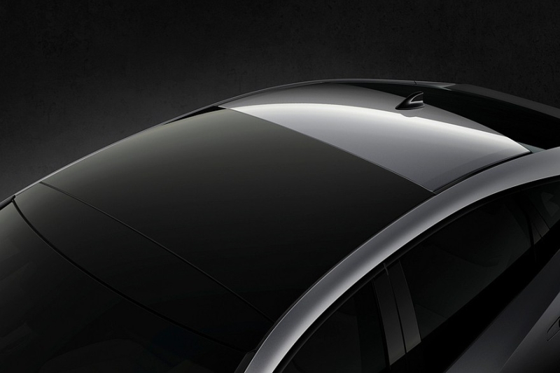 Новый седан Lexus ES: гибрид или электрокар и два варианта оформления салона