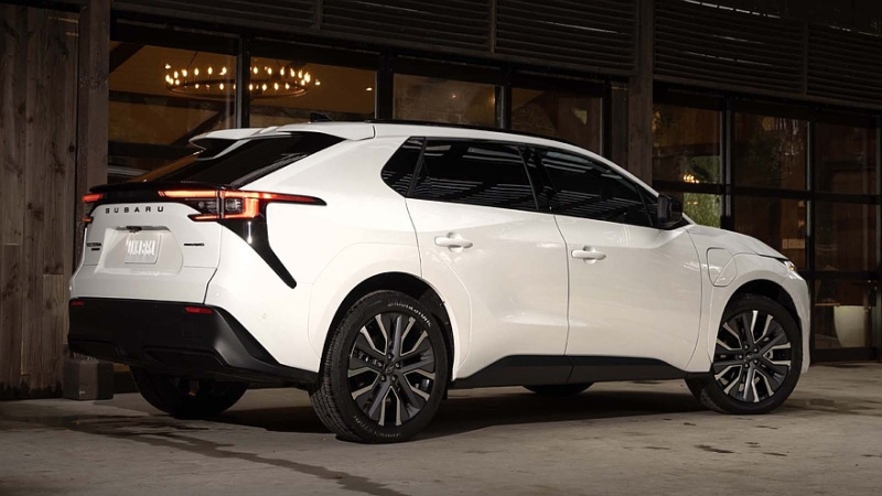 Обновлённый кроссовер Subaru Solterra стал ощутимо мощнее и дальнобойнее