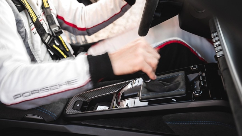 Porsche 911 GT3 стал самым быстрым спорткаром с МКП на Нюрбургринге