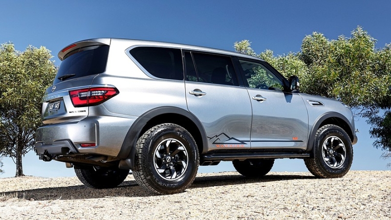 Старый Nissan Patrol с V8 продолжает карьеру в Австралии: ему наконец-то обновили салон