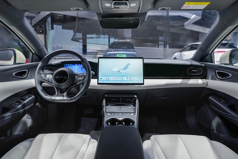 BYD подхватила моду на универсалы: к старту продаж готовится Seal 06 Travel Edition