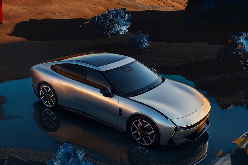 «Это не концепт»: показан эффектный седан Xpeng P7 нового поколения