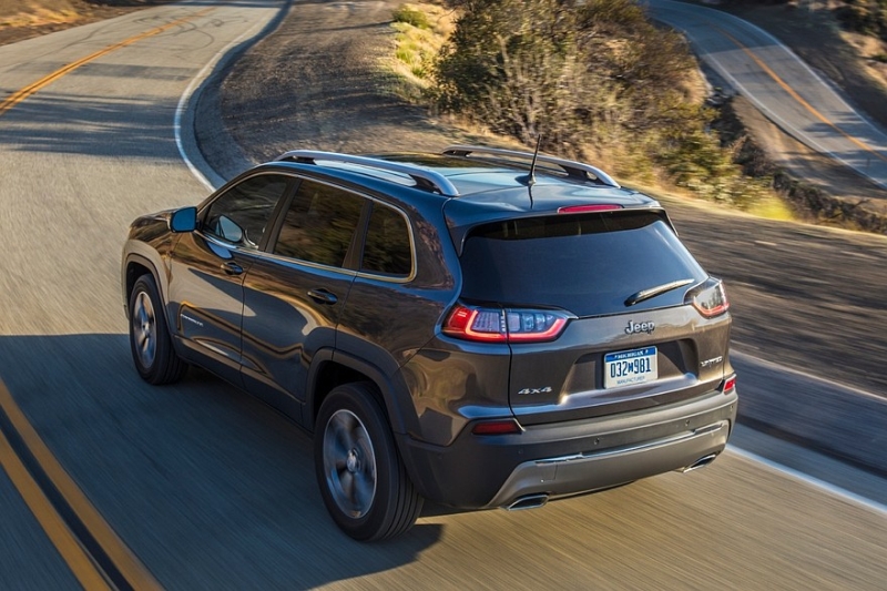 Jeep Cherokee возвращается: официальные фото кроссовера нового поколения