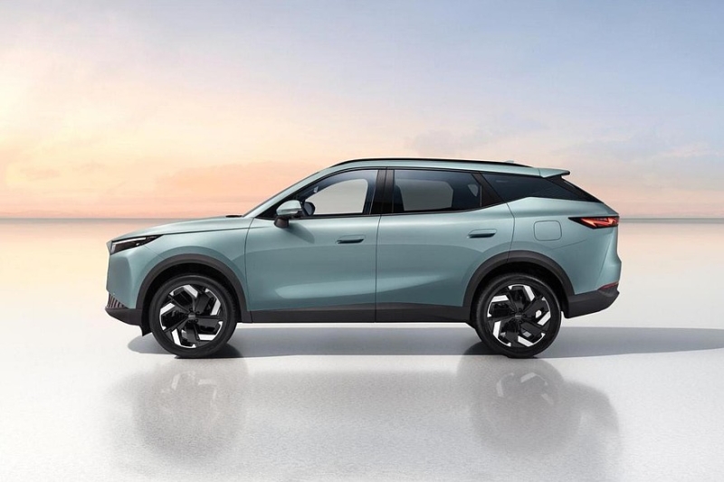 Кроссовер Omoda C7 для России: раскрыт состав комплектаций