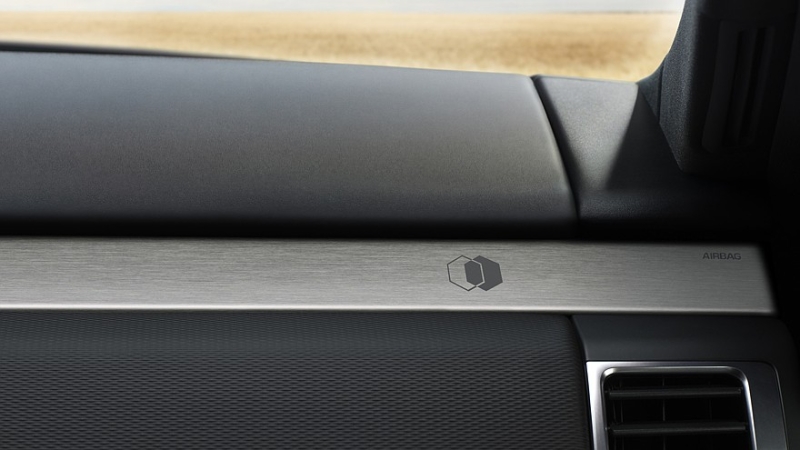 Land Rover Discovery получил пару особенных версий в честь юбилея