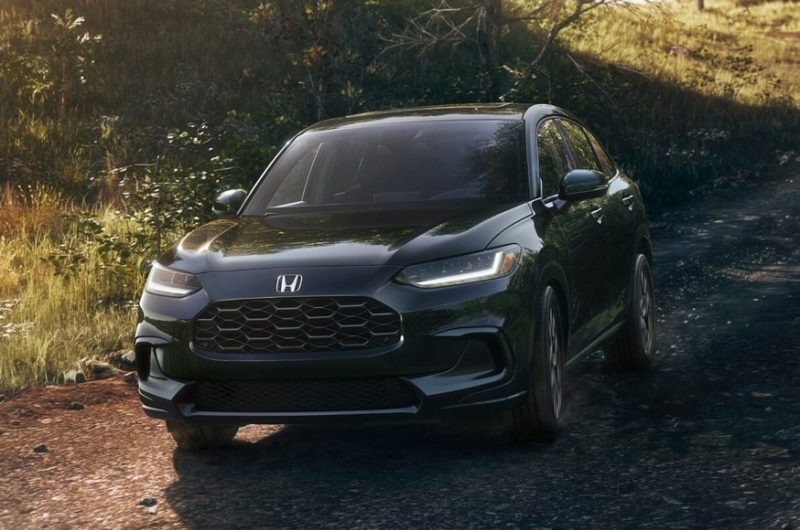 Обновлён «другой» кроссовер Honda HR-V: базовая и «средняя» версии стали богаче