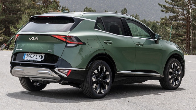 Обновлённый короткий Kia Sportage: первые изображения