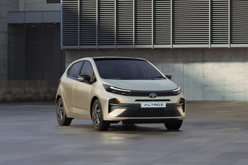 Представлен рестайлинговый «премиальный» компакт Tata Altroz: по-прежнему бензин или дизель