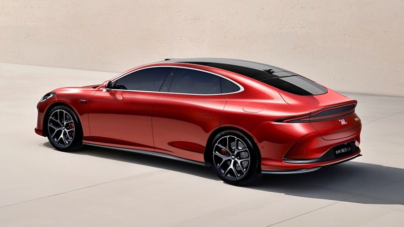 Премиальный лифтбек IM L6 от SAIC обновлён на втором году жизни, цены снижены