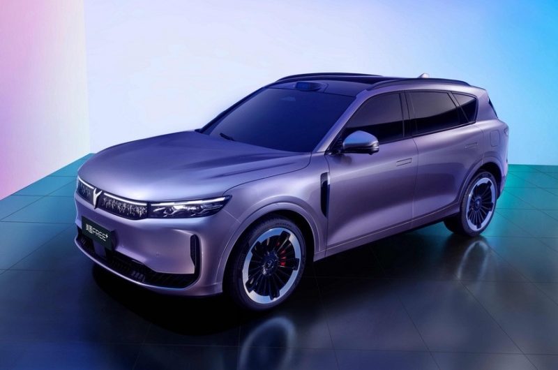 Салон обновлённого кроссовера Voyah Free показали на свежих официальных кадрах