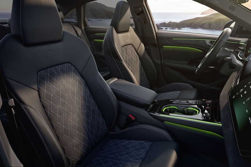 Семейство Audi A6 расширилось за счёт новых версий: теперь и plug-in гибриды