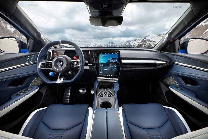 Серийный Alpine A390: три мотора, две версии, клиренс 152 мм и масса более 2,1 т