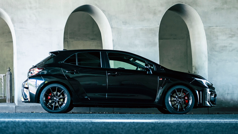 Теперь официально: Toyota наладит выпуск GR Corolla в Великобритании