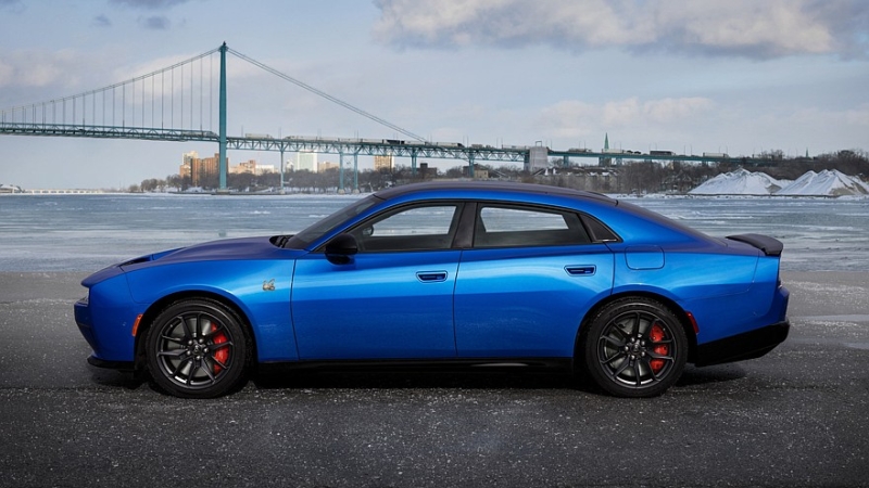 В линейке Dodge Charger пополнение: теперь и пятидверный лифтбек