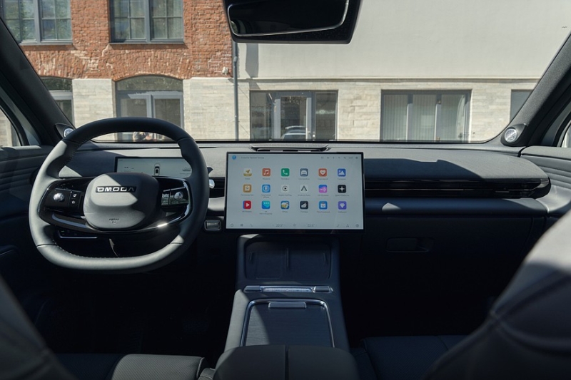 В России cтартовали продажи кроссовера Omoda C7, все цены известны