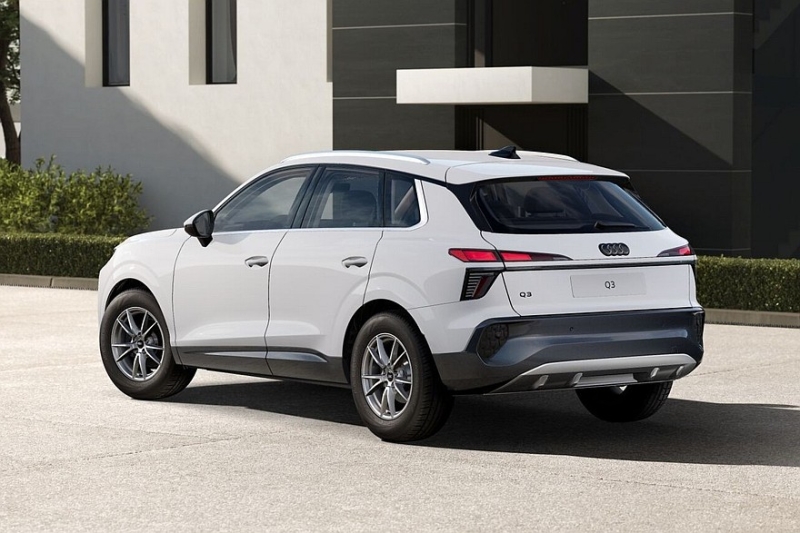 Audi Q3 нового поколения: показана самая дешёвая версия