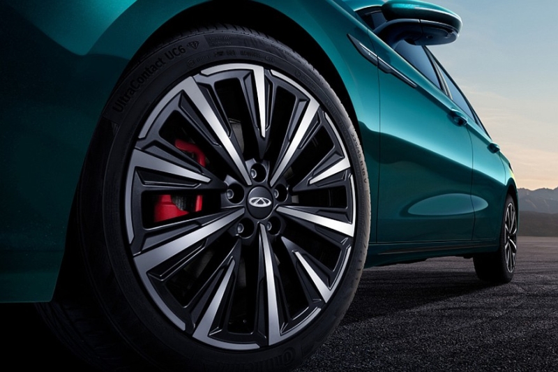 Chery Arrizo 8 Pro: новый мотор и оригинальный облик, на подходе ещё более мощная версия