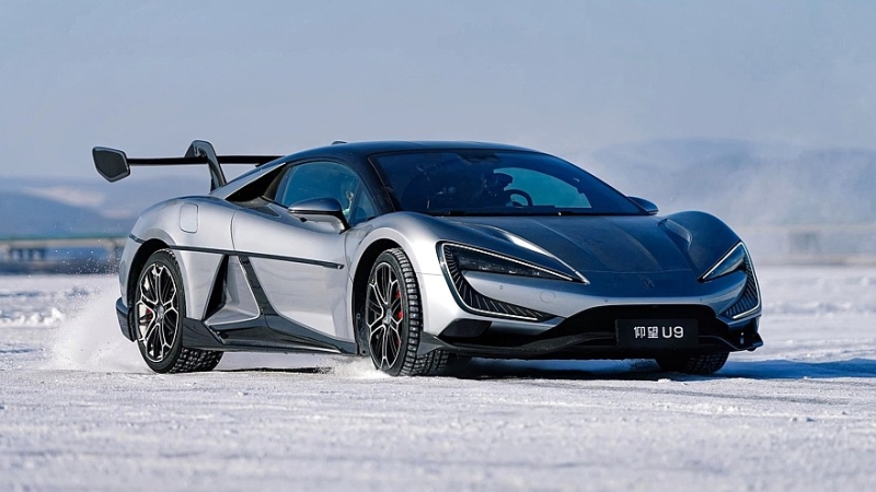 Дело чести: Yangwang U9 попытается установить новый рекорд Нюрбургринга