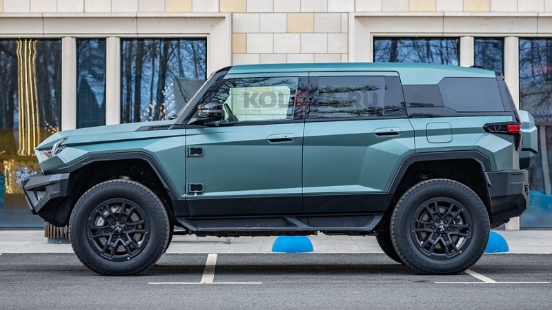 День ног: как выглядел бы M-HERO I с пропорциональными колёсами