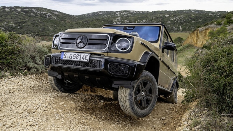 Электрический Mercedes-Benz G-Class провалился на рынке. «Младший брат» может получить ДВС